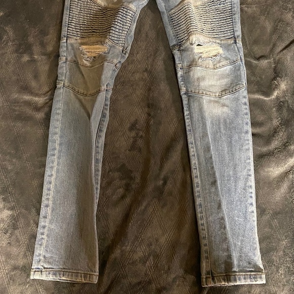 Jeans - Picture 2 of 2